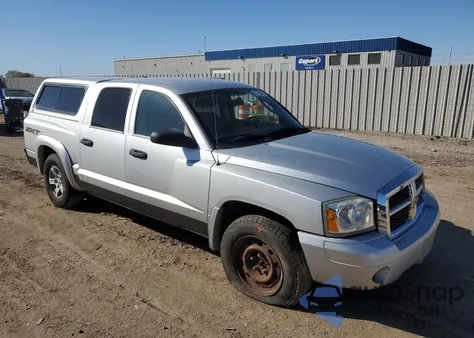 2007 Dodge Dakota Quad z USA, uszkodzony, nr VIN 1D7HW28PX7S261686